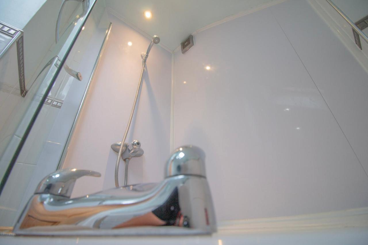 Sealock Mews By Promise Holiday home *