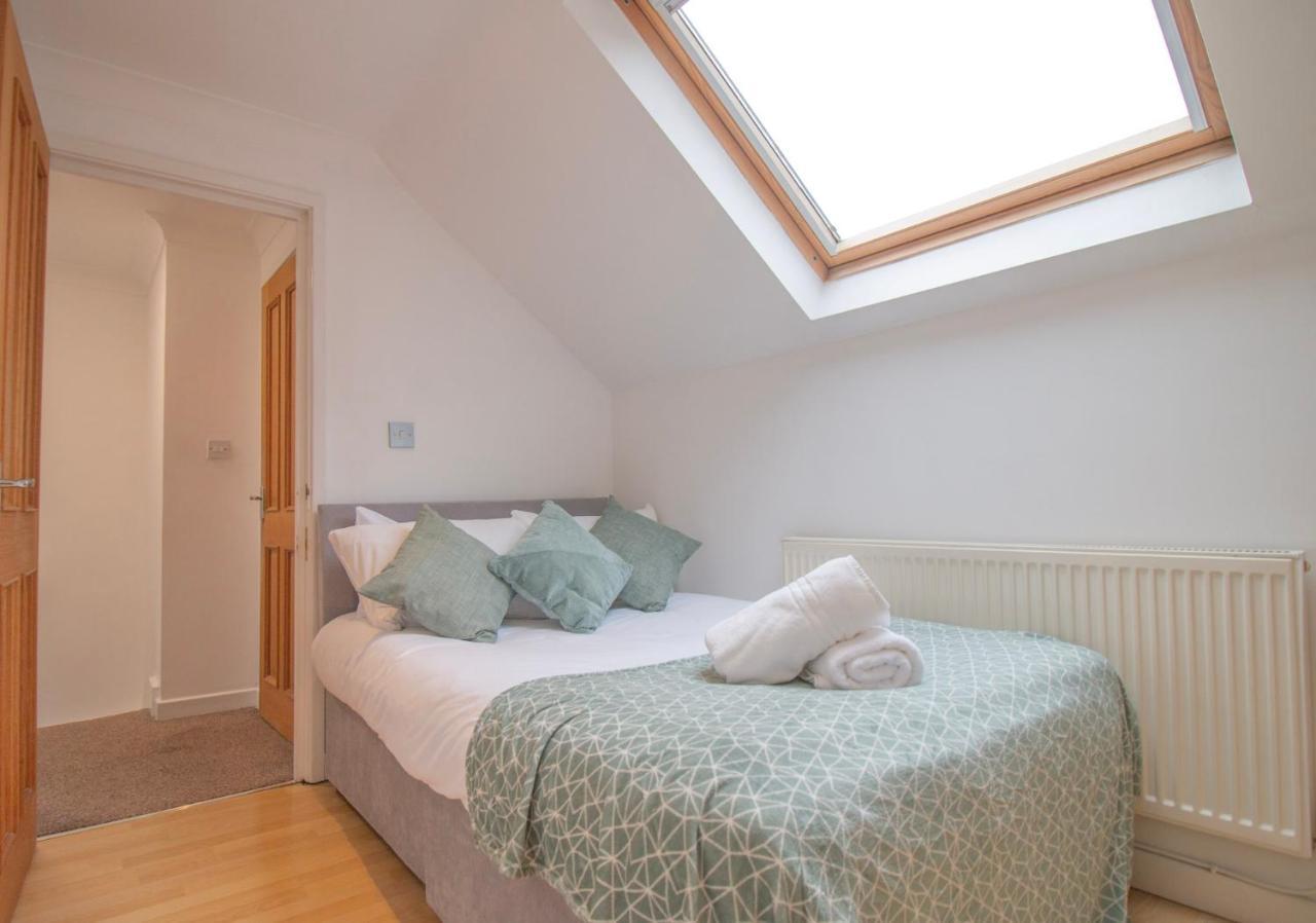 Sealock Mews By Promise * Cardiff