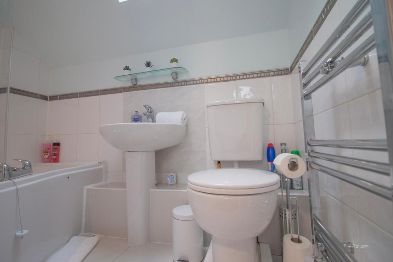 Sealock Mews By Promise * Cardiff