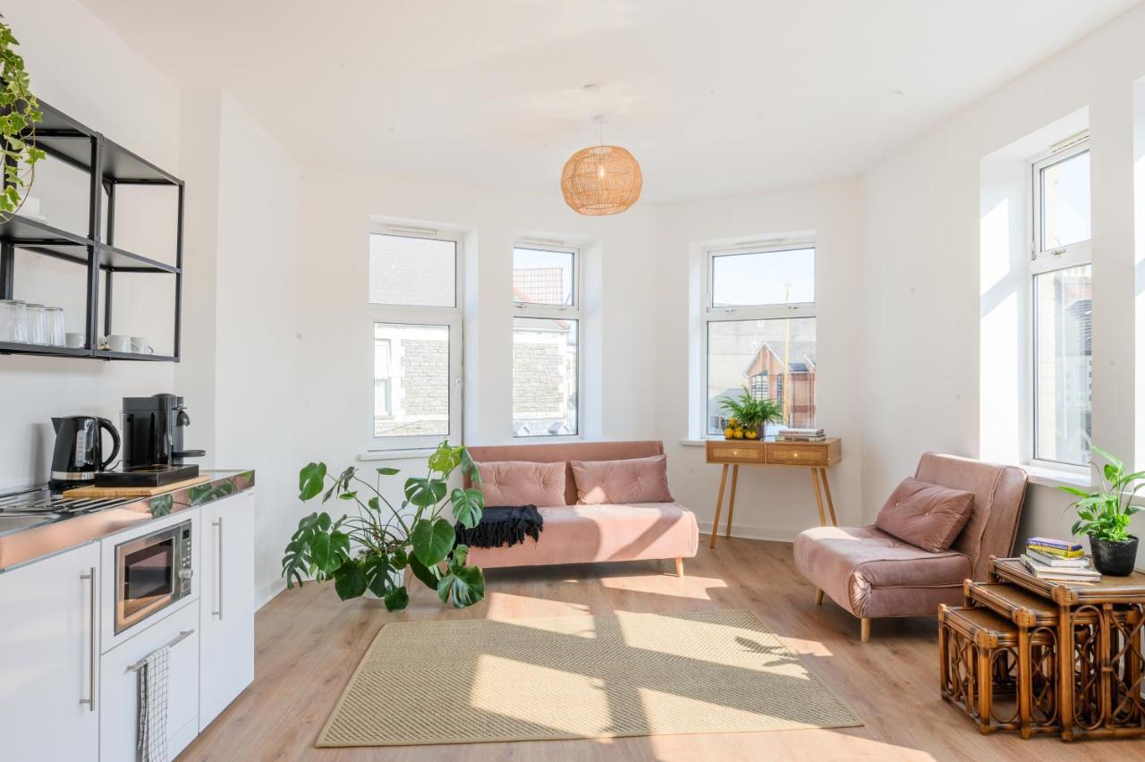Apartment Neighbourhood Bedrooms