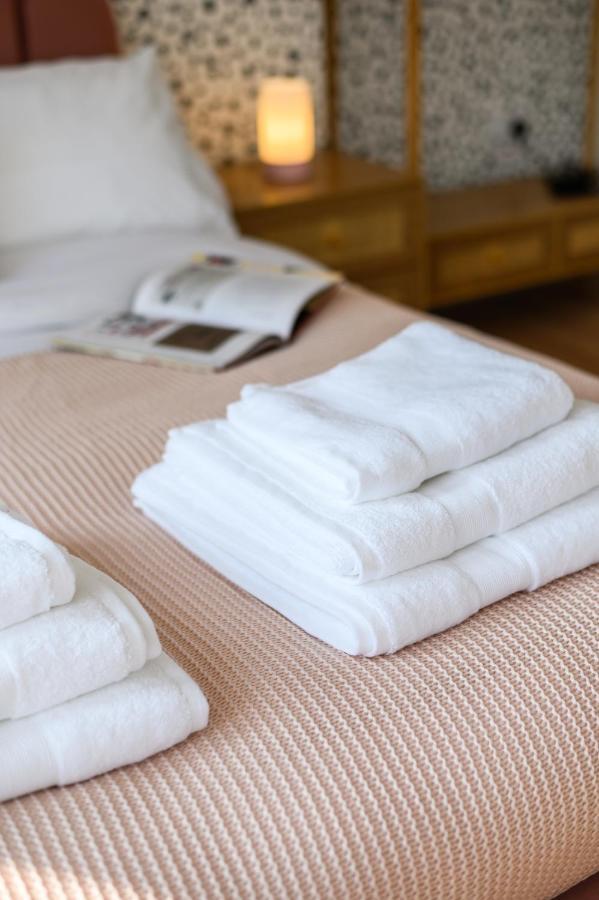 Apartment Neighbourhood Bedrooms *