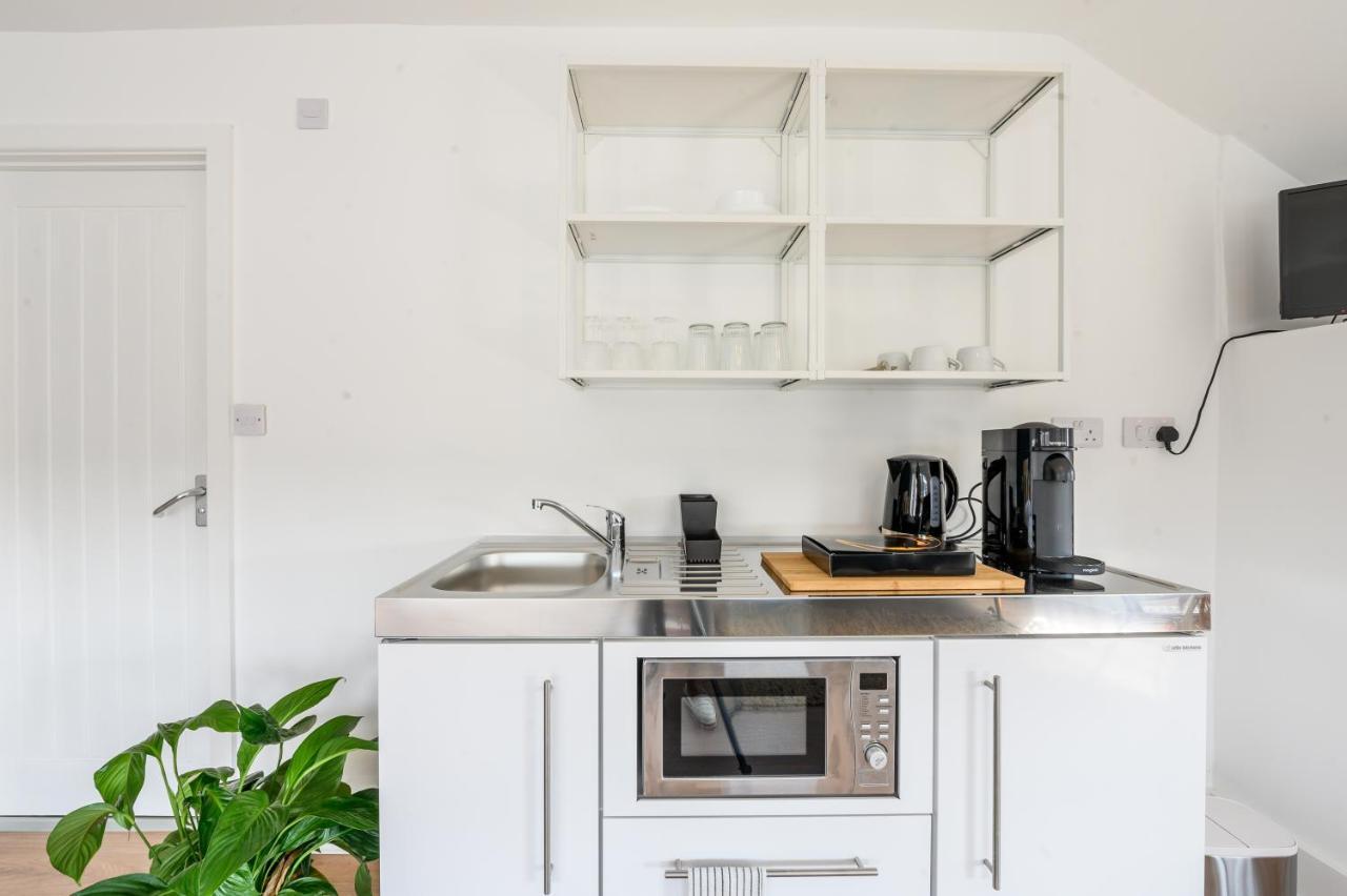 Neighbourhood Bedrooms Apartment Cardiff