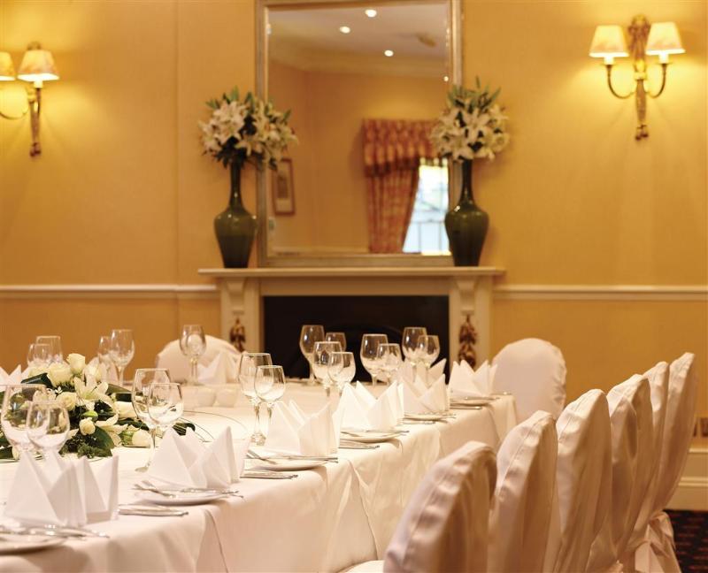 New House Country 4* Cardiff