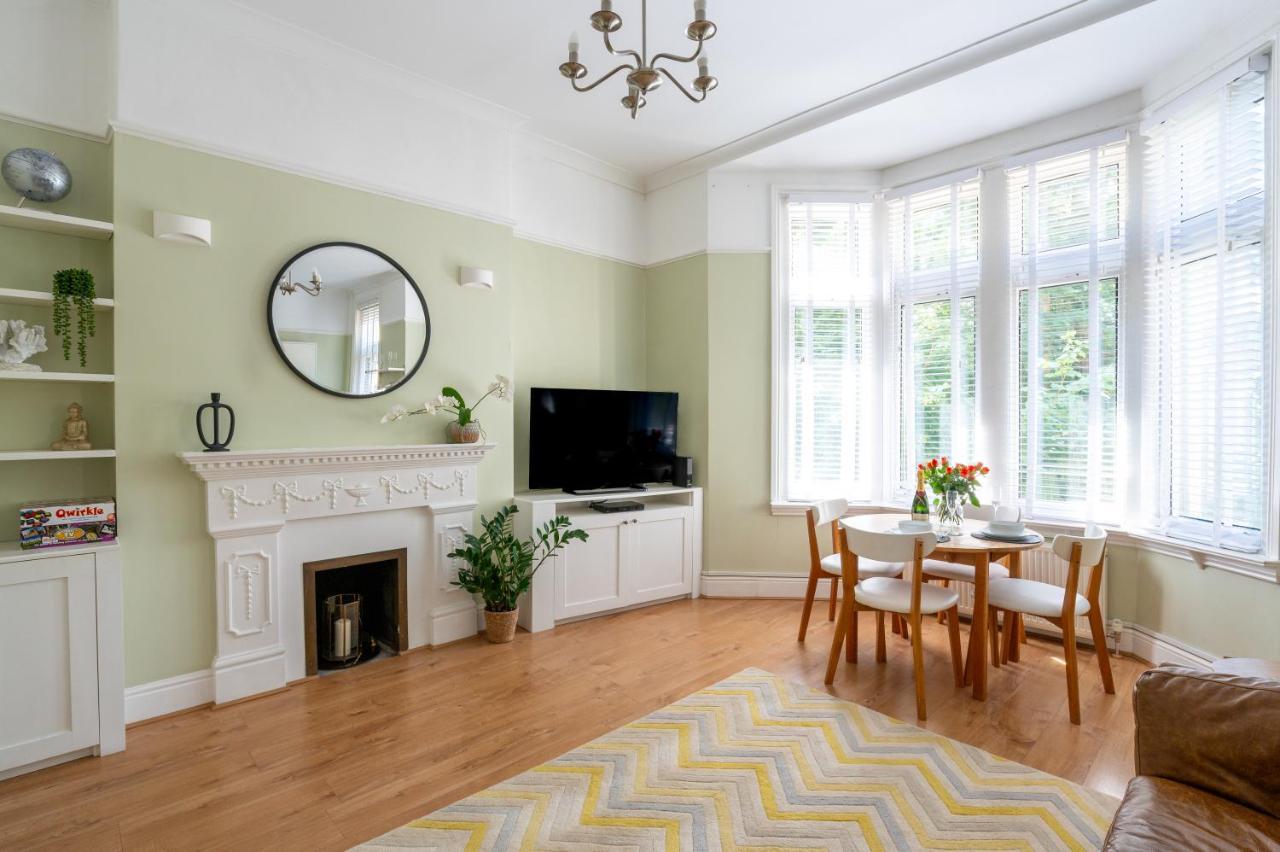 Prime Location Pontcanna Modern 2 Bedroom With Privat Parking Apartment Cardiff