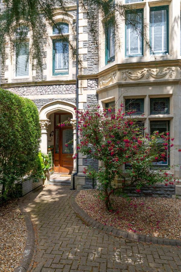 Prime Location Pontcanna Modern 2 Bedroom With Privat Parking *