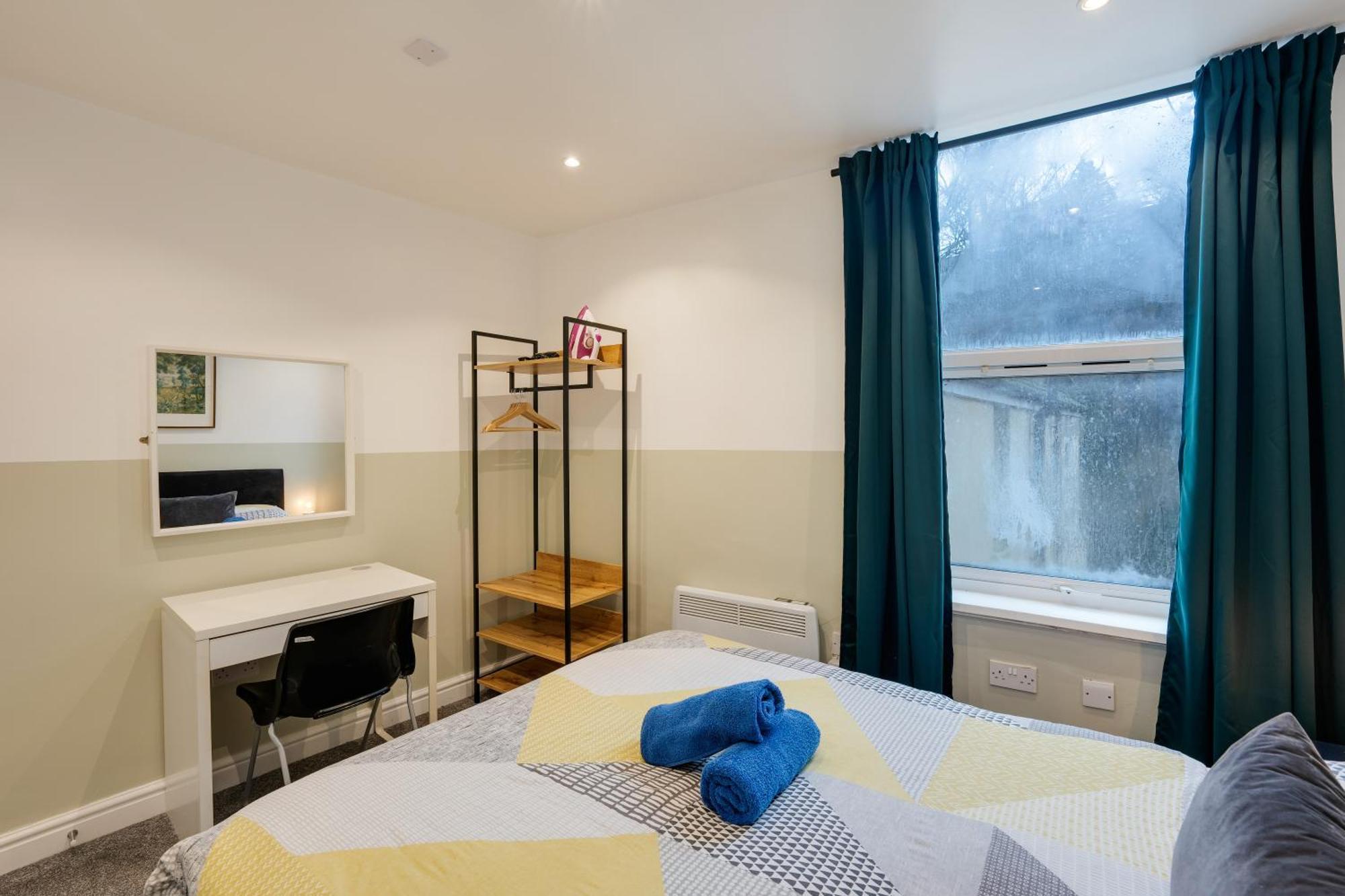 Duplex For Up To 13 Near Centre Apartment Cardiff
