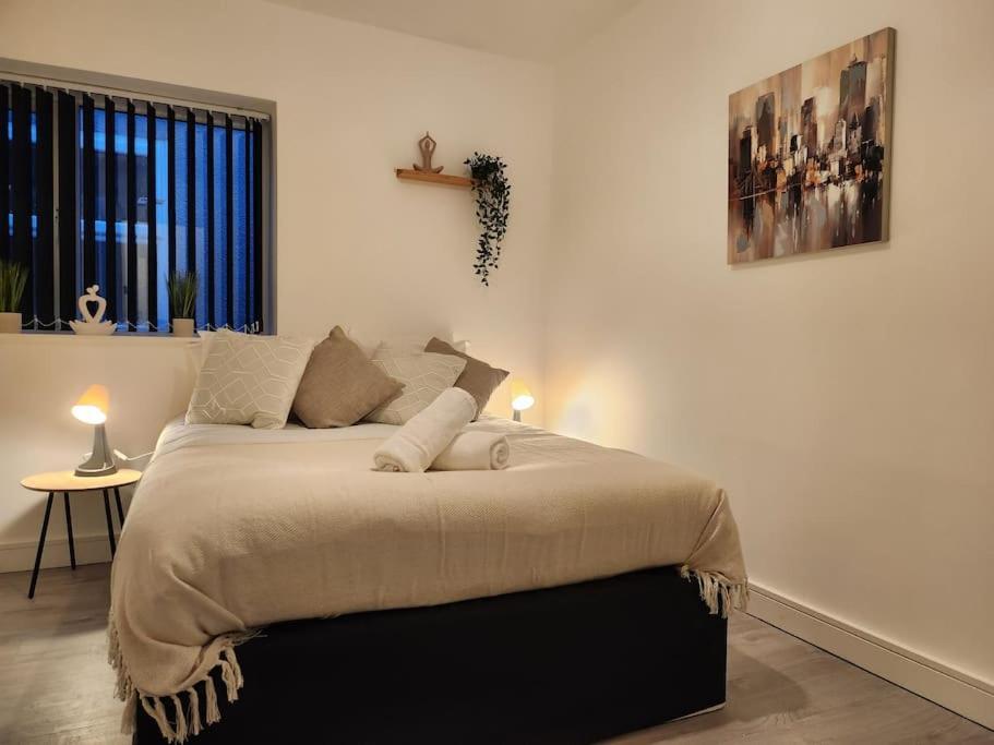 Flat 5 - 10 Min To Centre By Promise * Cardiff