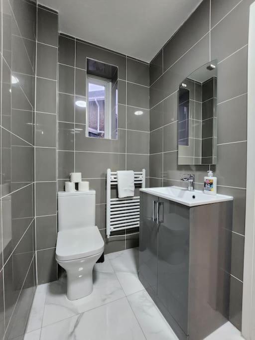 Flat 5 - 10 Min To Centre By Promise Apartment *