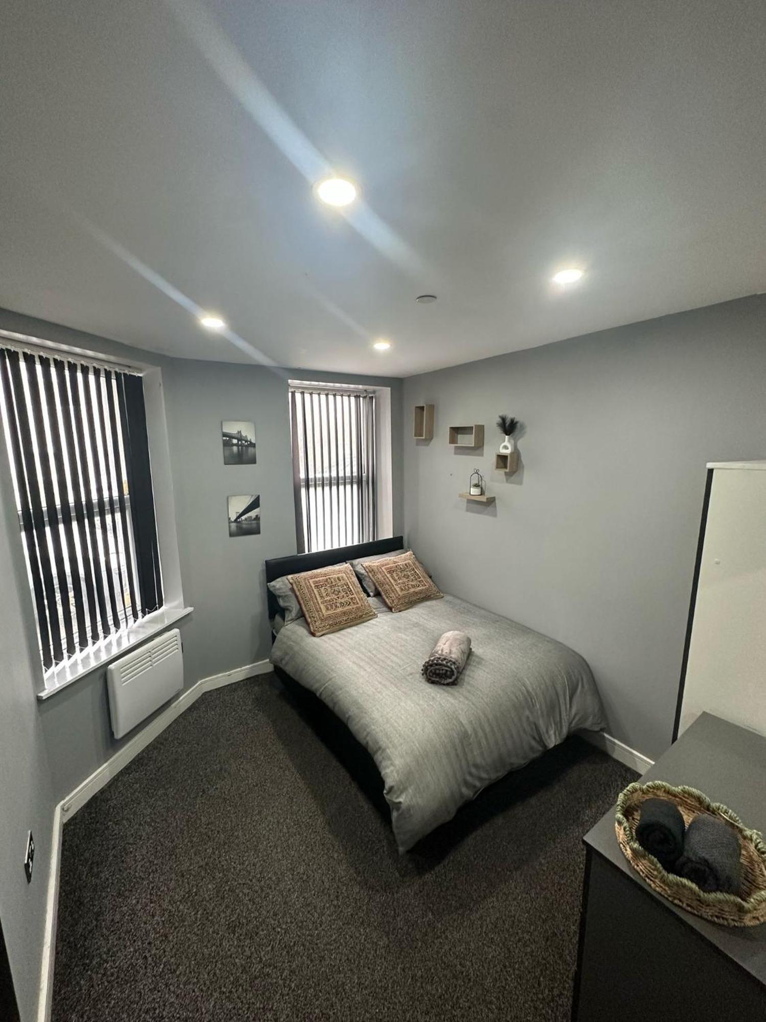2 Bedroom Flat With Hot Tub Apartment Cardiff