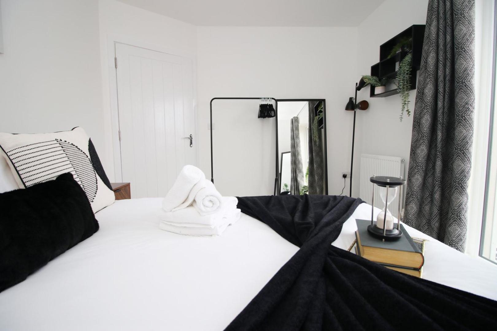 Church Road Free Parking Apartment Cardiff