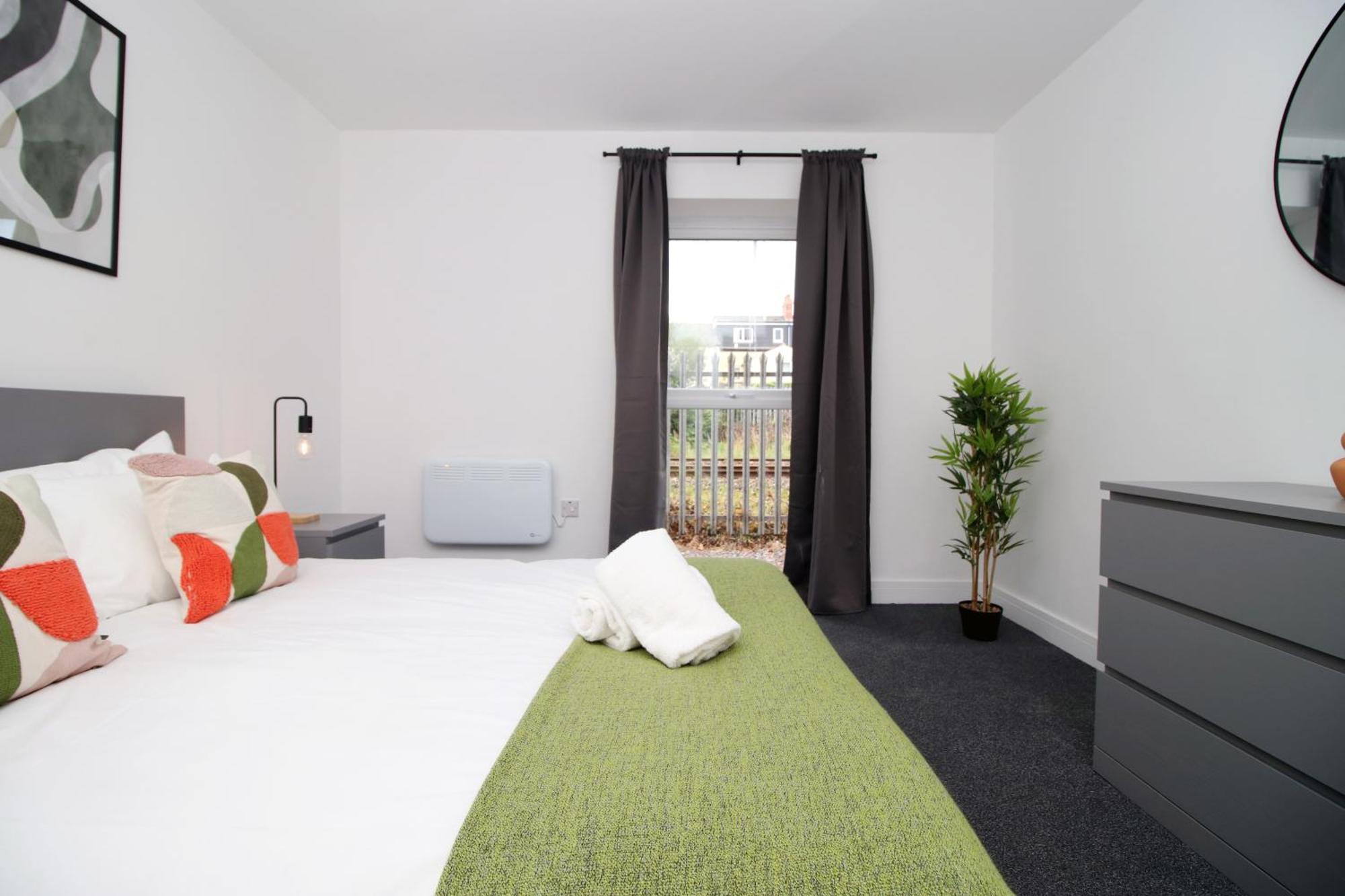 New Modern By Ekliving Luxe Cardiff