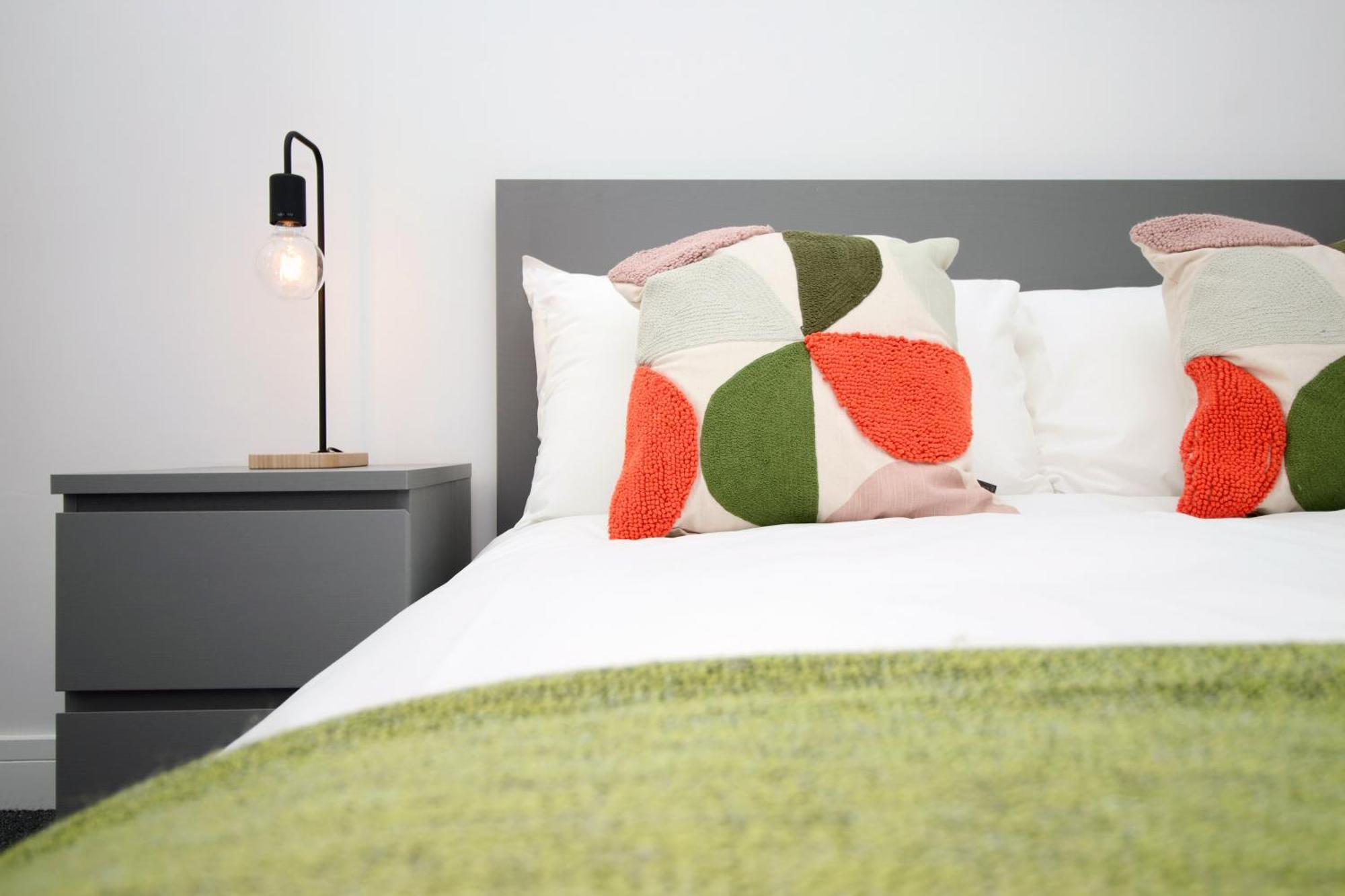 New Modern By Ekliving Luxe