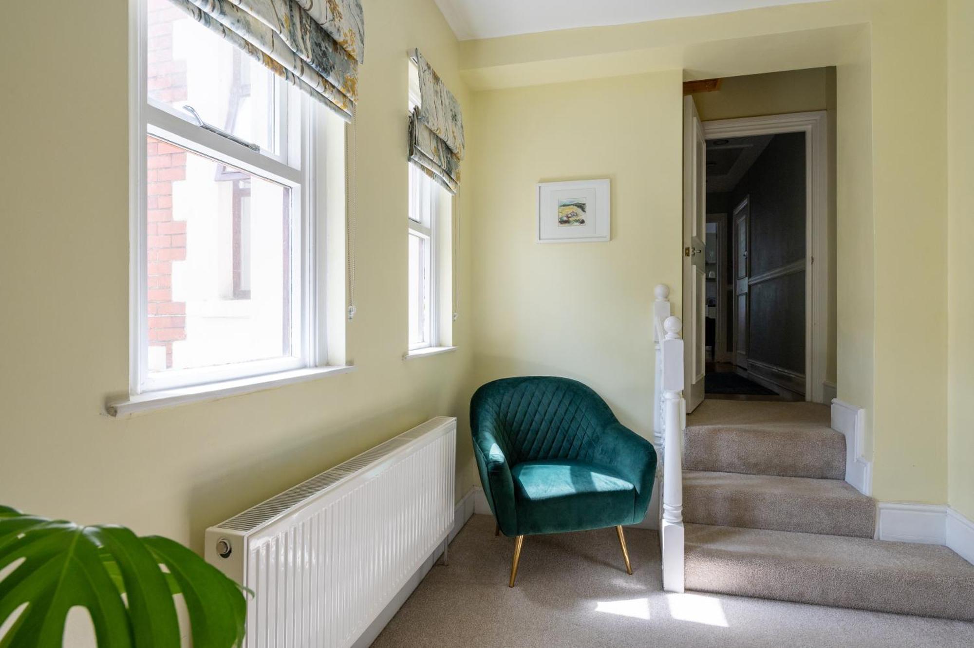 Apartment Prime Location Pontcanna Modern 2 Bedroom With Privat Parking *