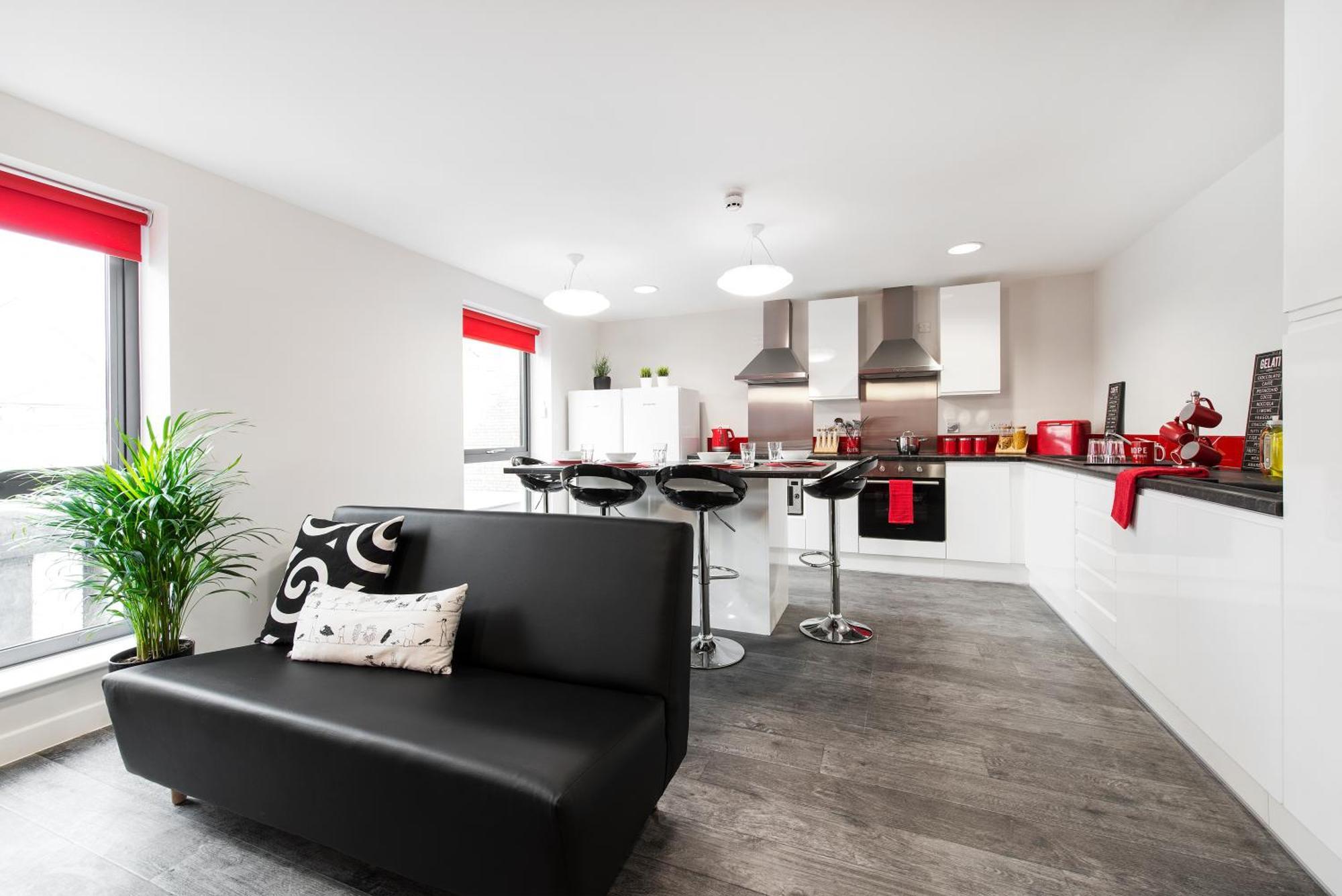Yugo Explore - Arofan House Apartment