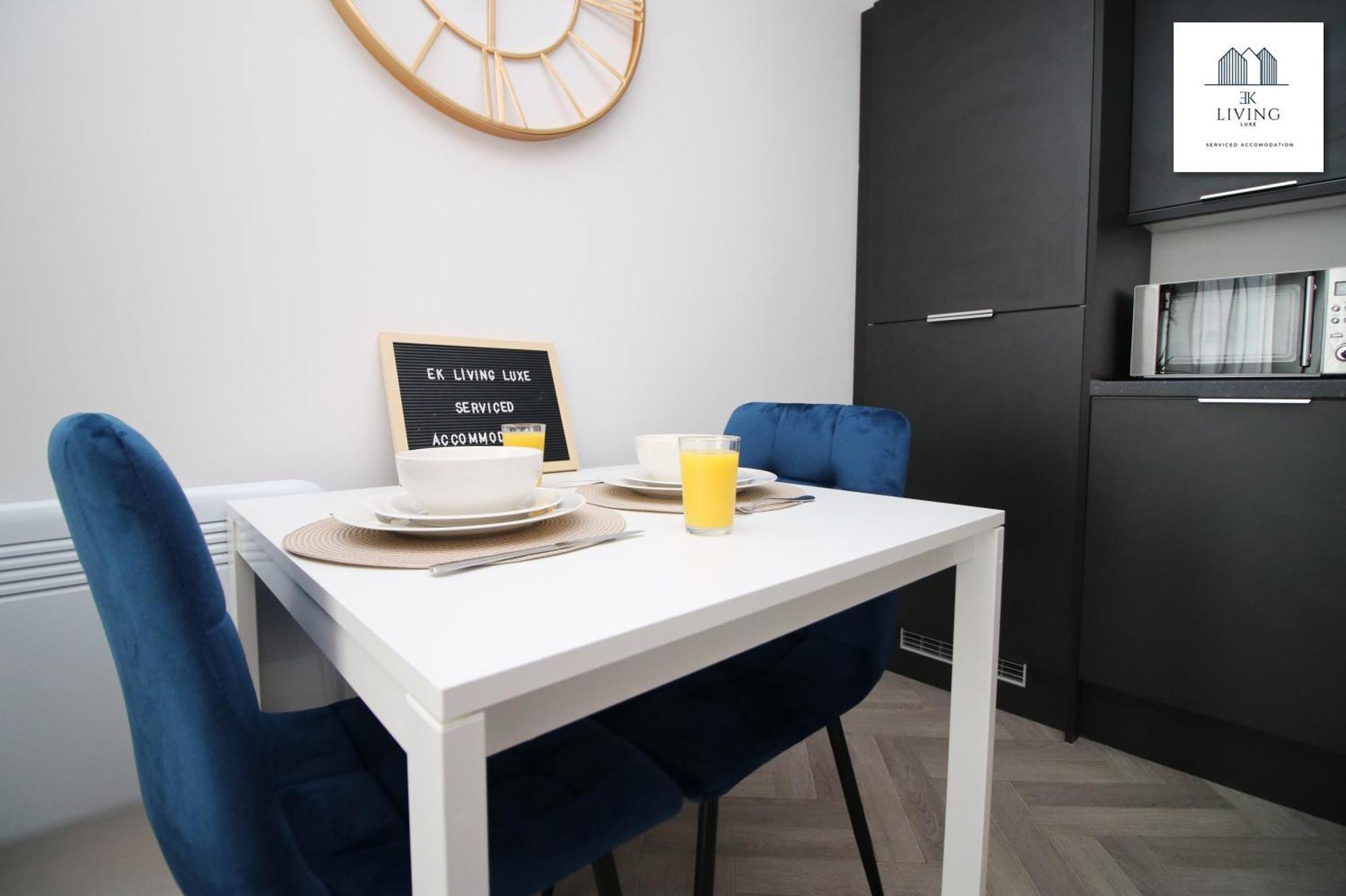 New Modern By Ekliving Luxe Apartment Cardiff