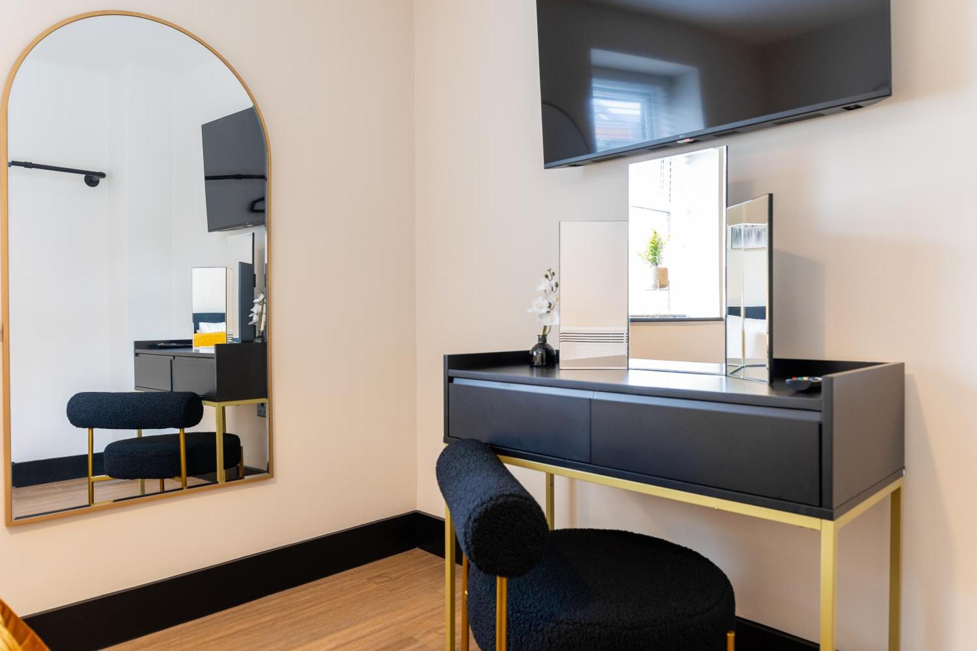 The Berriman Collection Apartment *