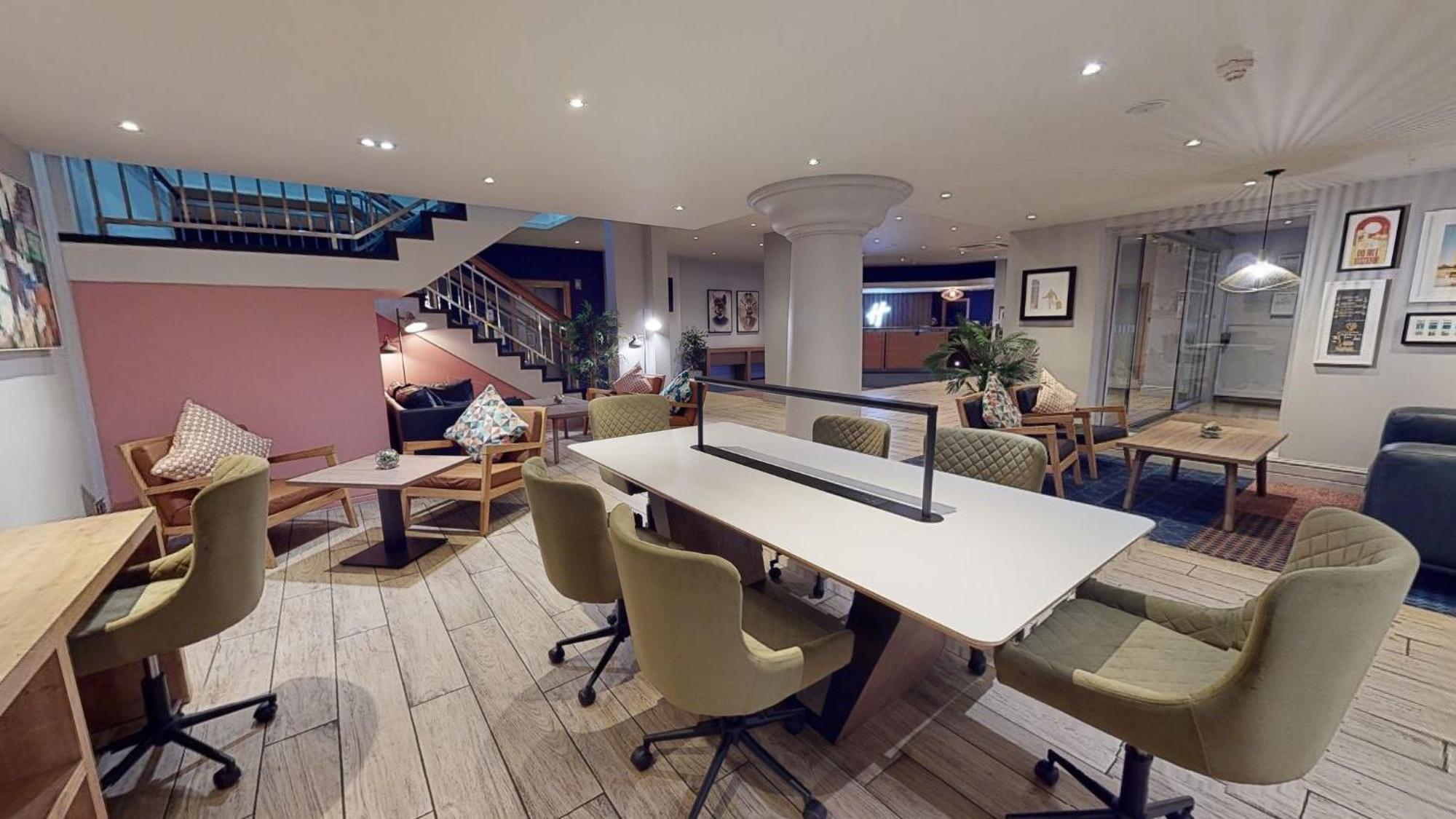 Centre By Ihg 4* Cardiff