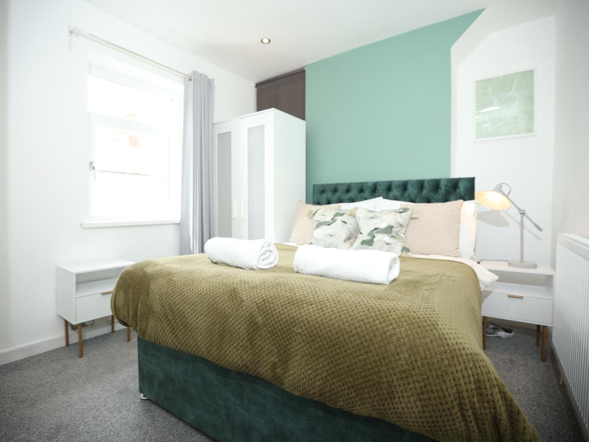 Apartment Kerry Croy - Lovely House, Fantastic Location With Free Parking, Perfect For Contractors And Workers