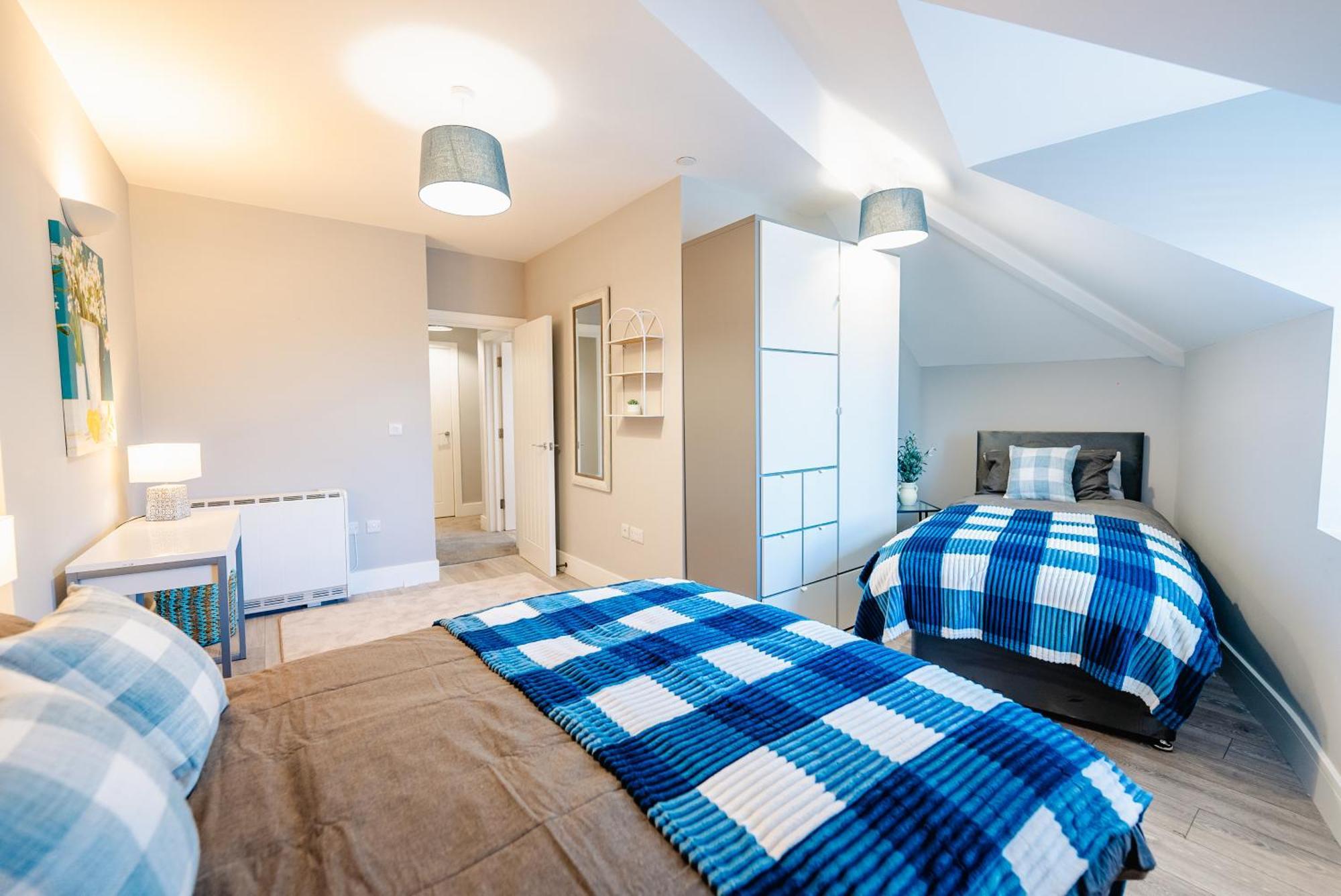 Apartment Luxury Spacious 2-bed & High Ceiling Cardiff