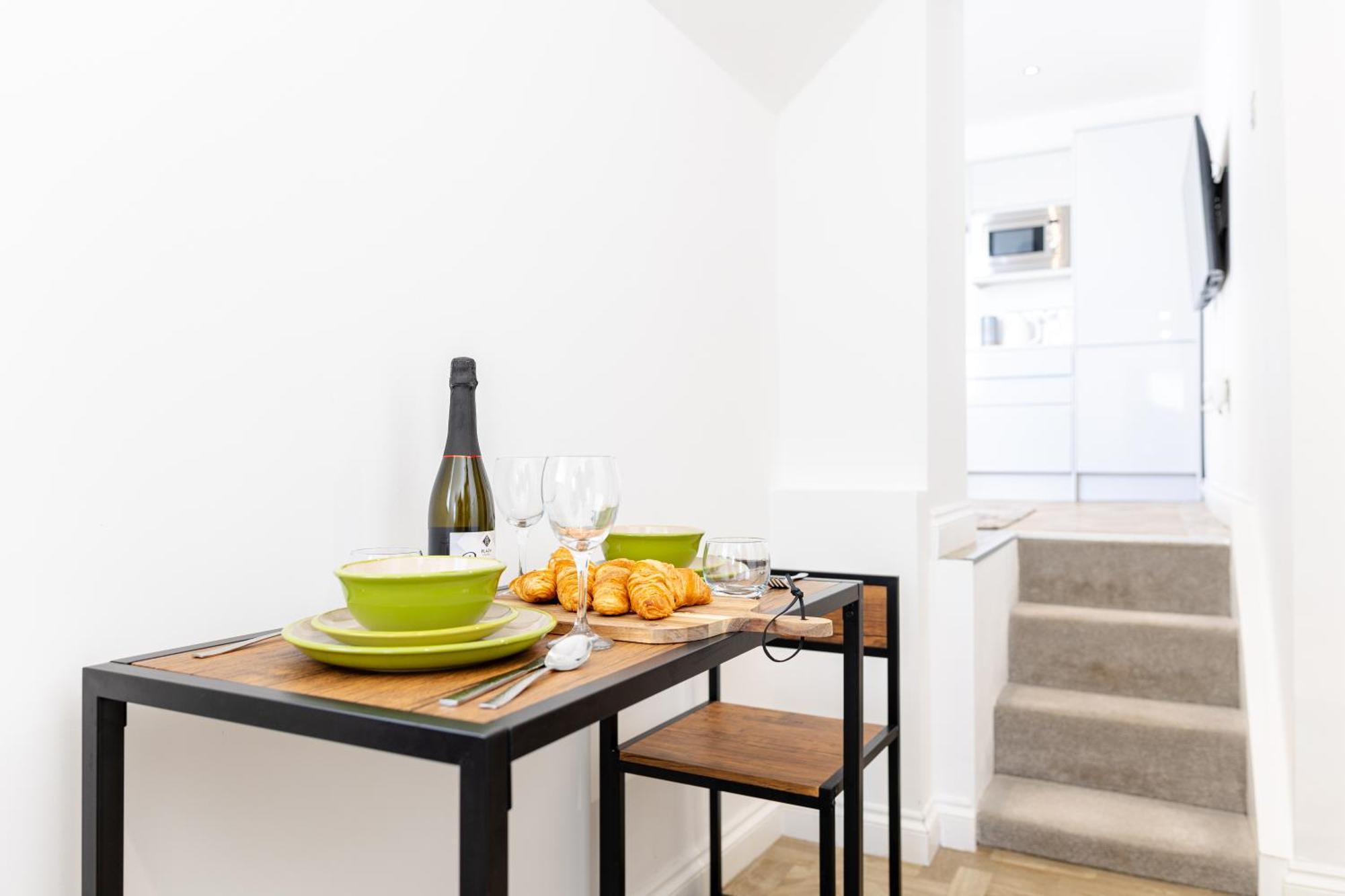 Boutique Centre Apartment Cardiff