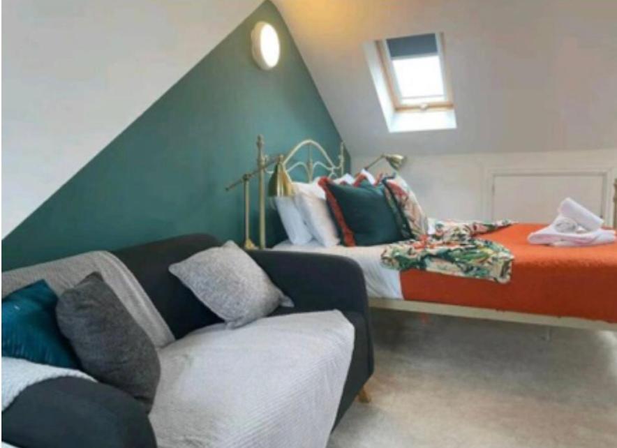 The Regal Villa Cardiff