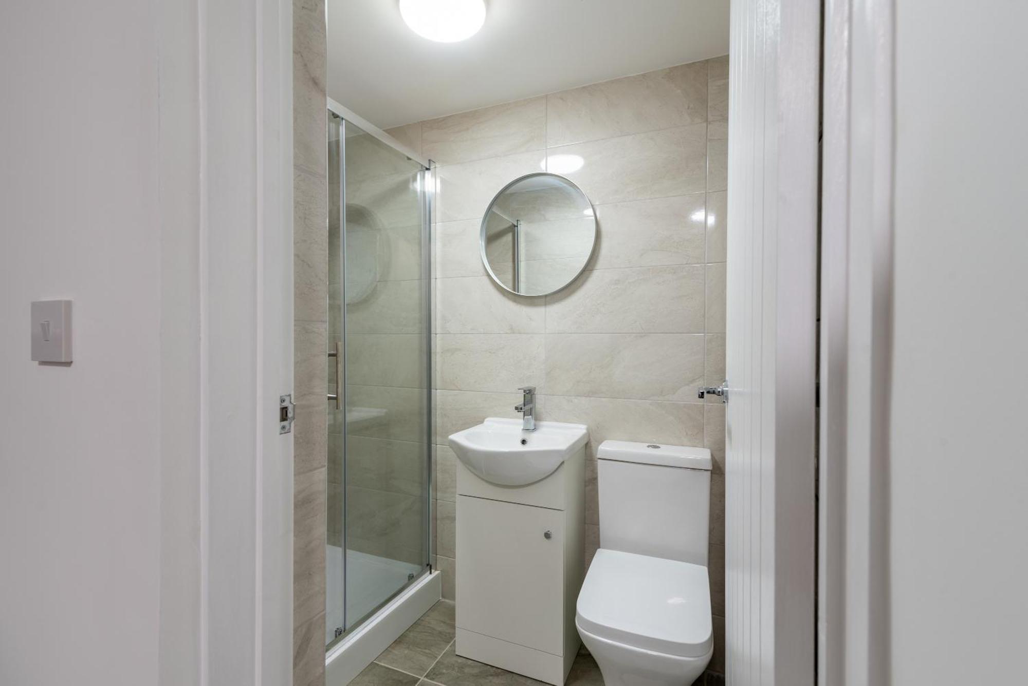 Cosy - Garden Lounge Apartment Cardiff