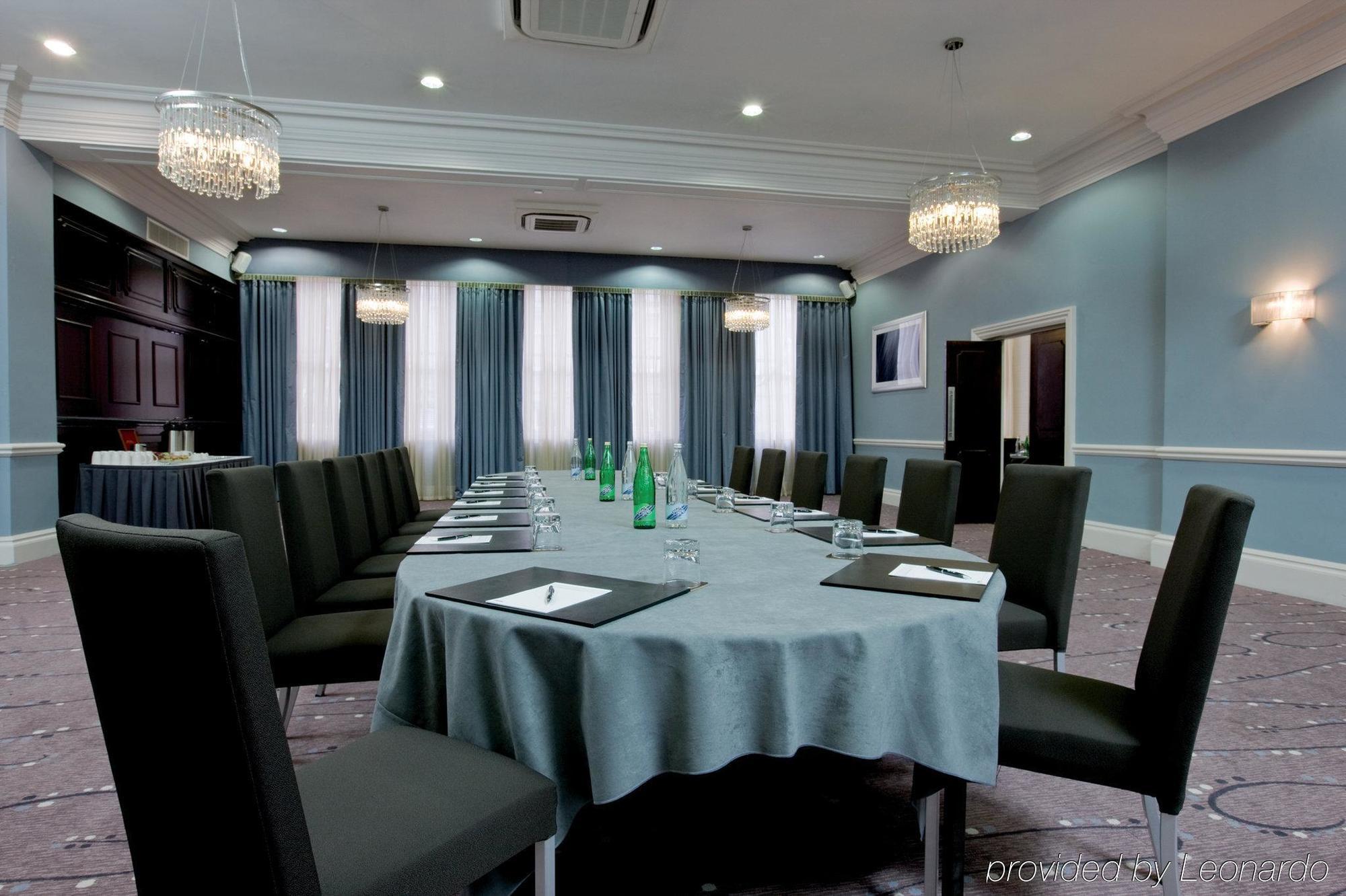 Leonardo Hotel 4*