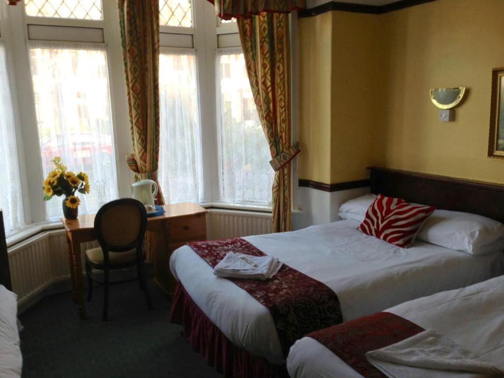 Penrhys Guest house Cardiff