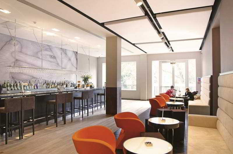 Hotel Park Plaza 4*