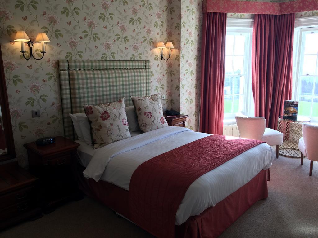 New House Country 4* Cardiff