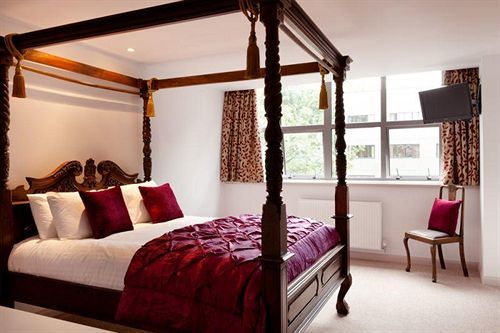 No.10 Hotel 4*