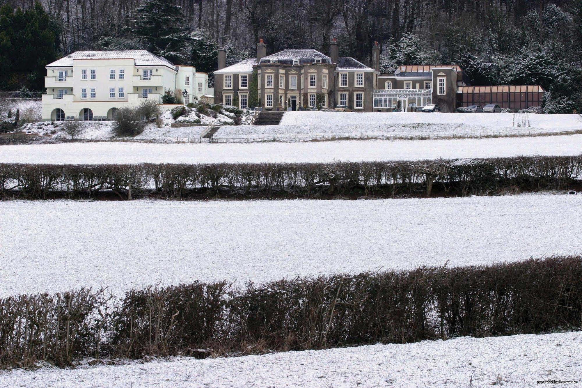 New House Country Hotel Cardiff