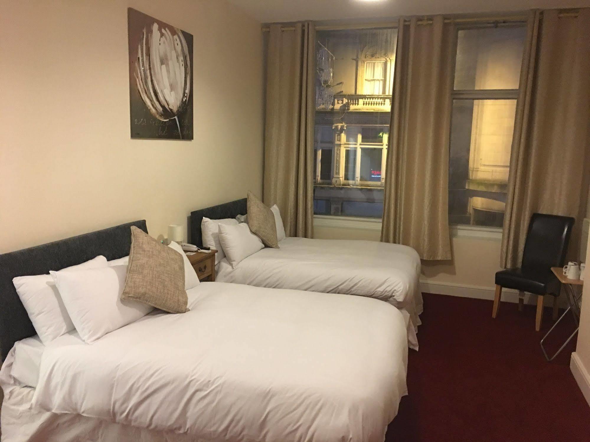 Ml Hotel Cardiff