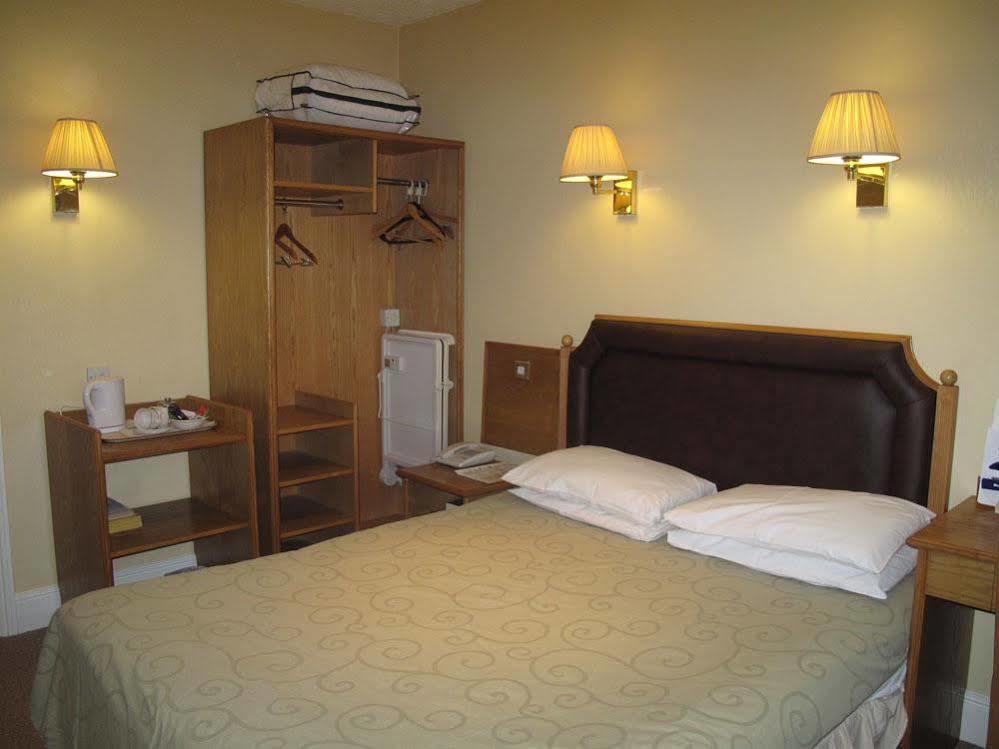 Hotel Sandringham 2*