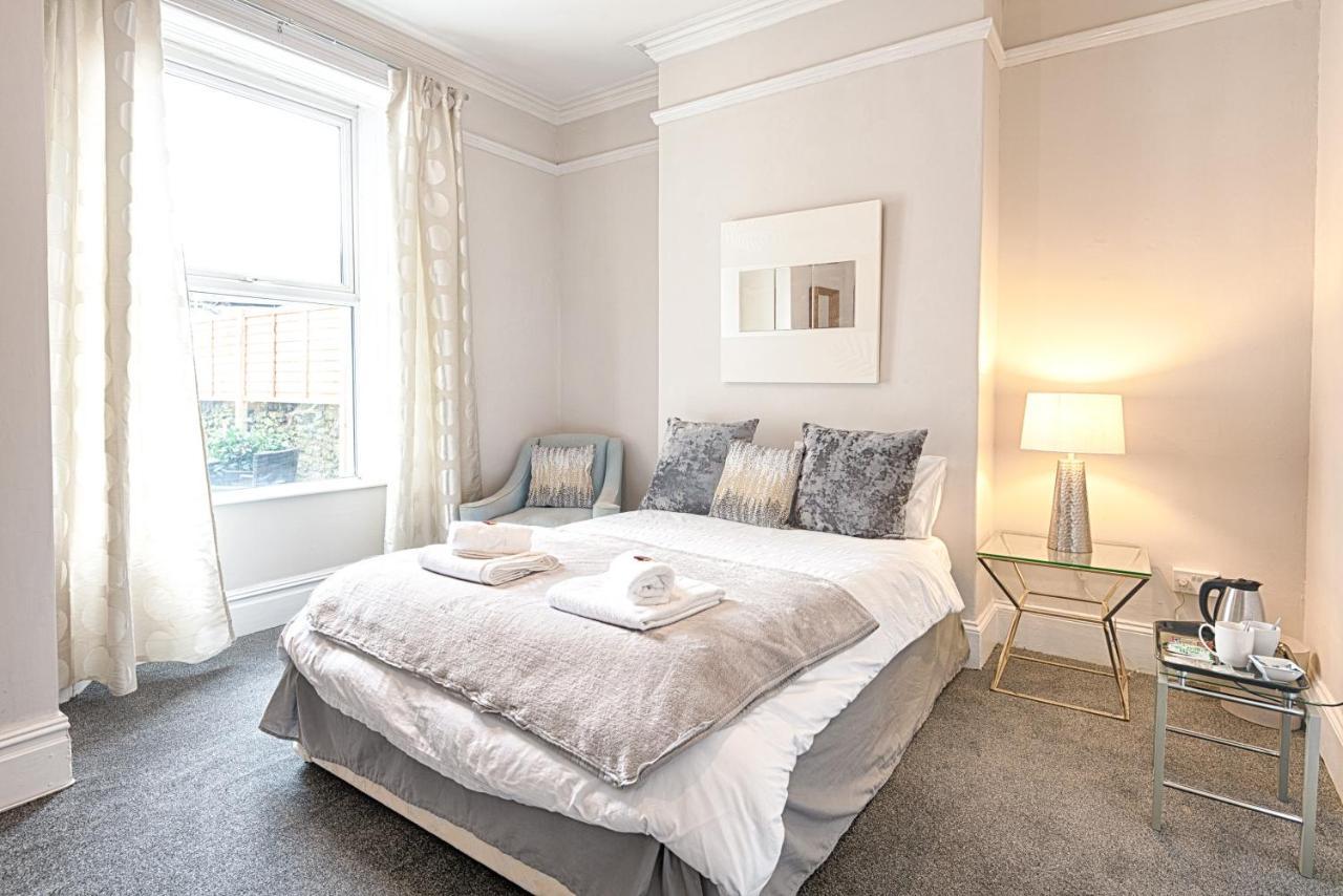 Willows-cardiff Guest house Cardiff