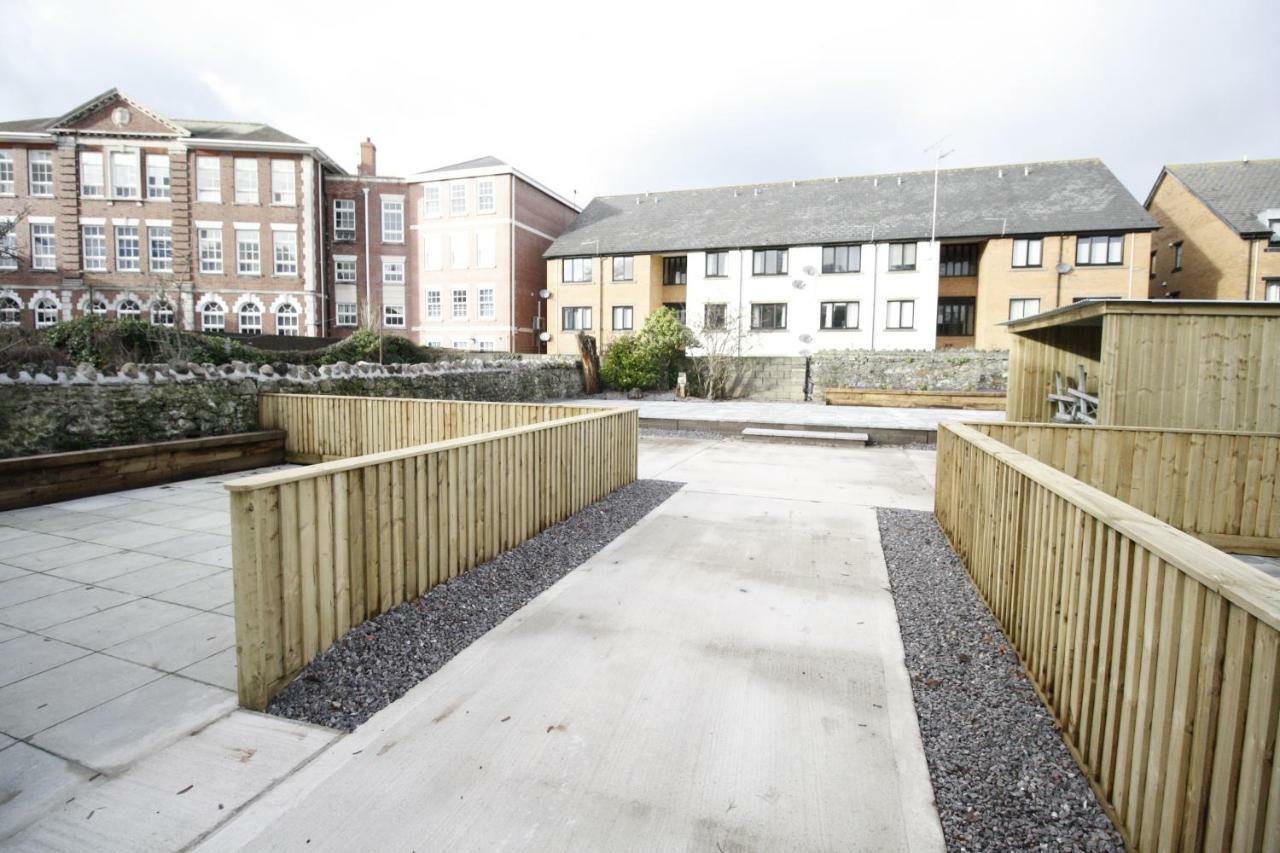 Willow Serviced - 37 Apartment