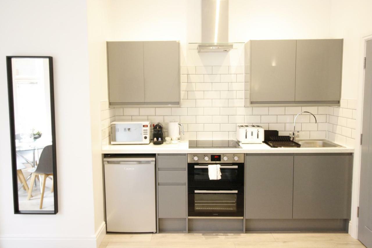 Willow Serviced - 37 Apartment