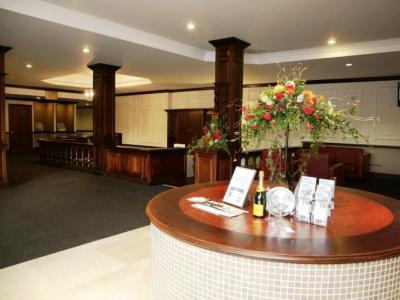 North M4 Jct 32, An Ihg Hotel Cardiff