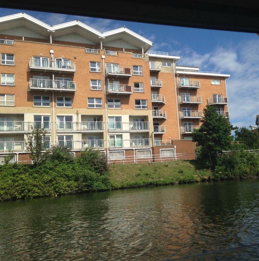 Hansen House 2 With Private Parking Apartment Cardiff