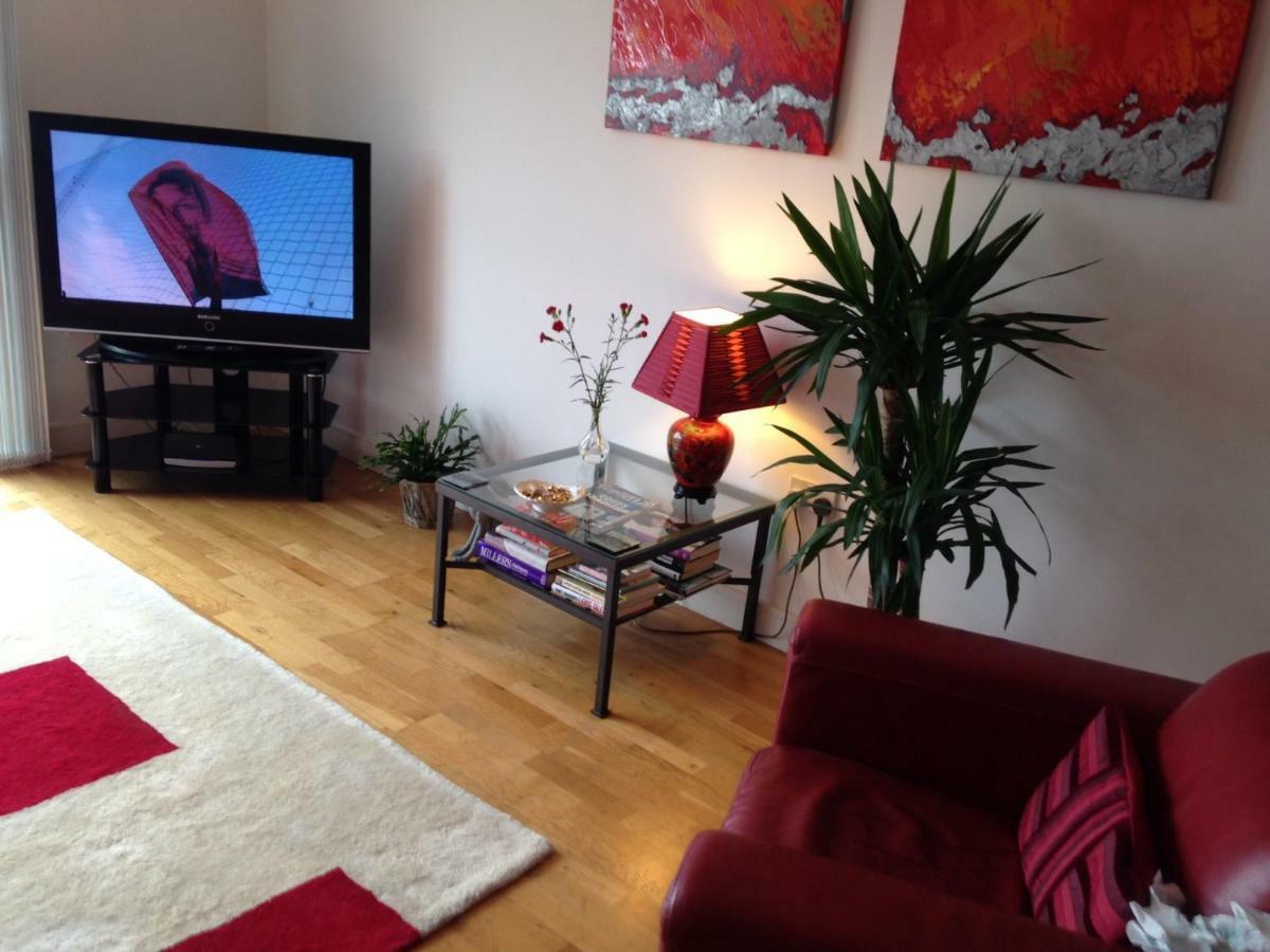 Stunning Spacious City Apartment With Free Parking Apartment Cardiff