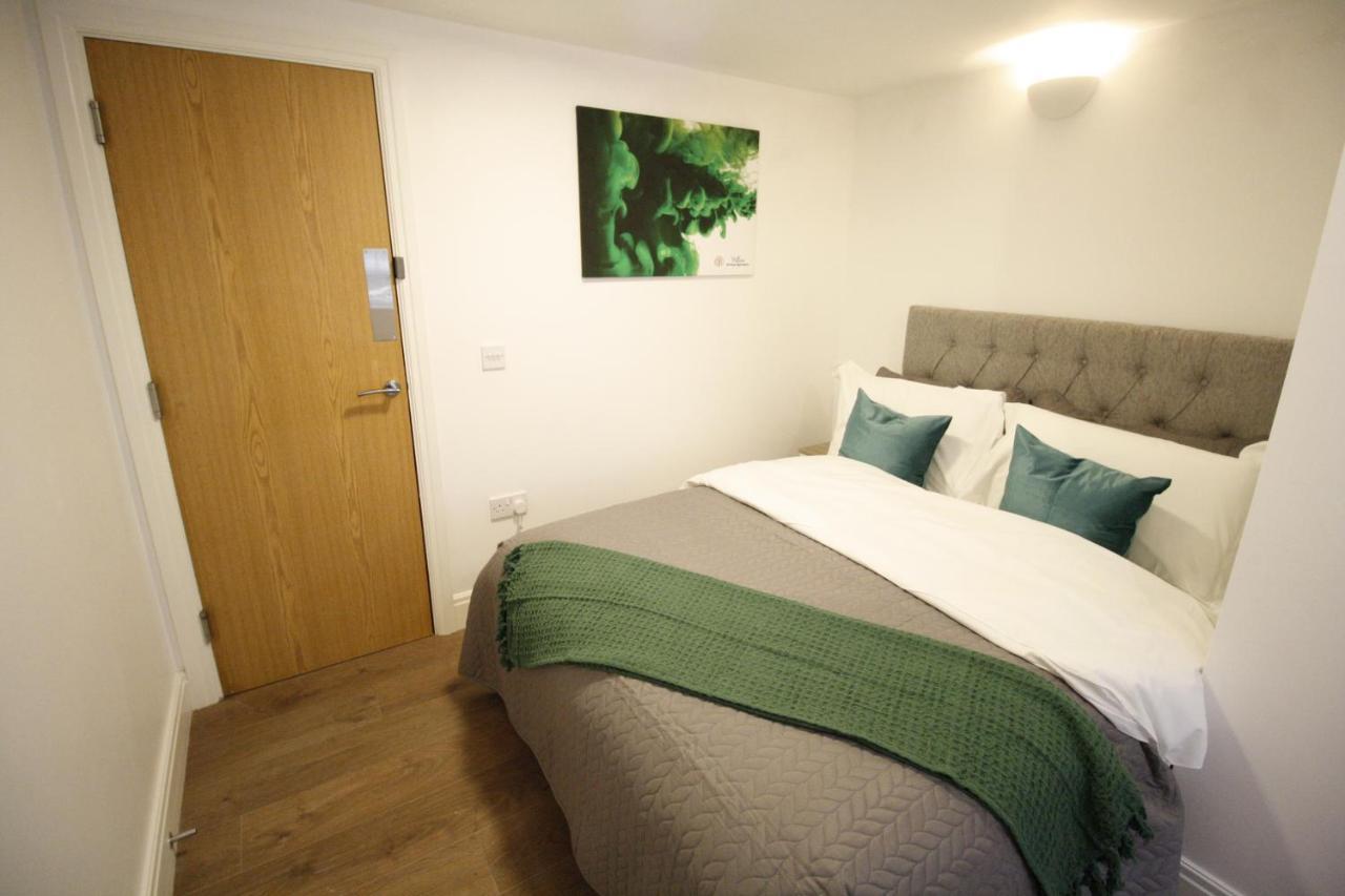 Willow Serviced - 37 Apartment